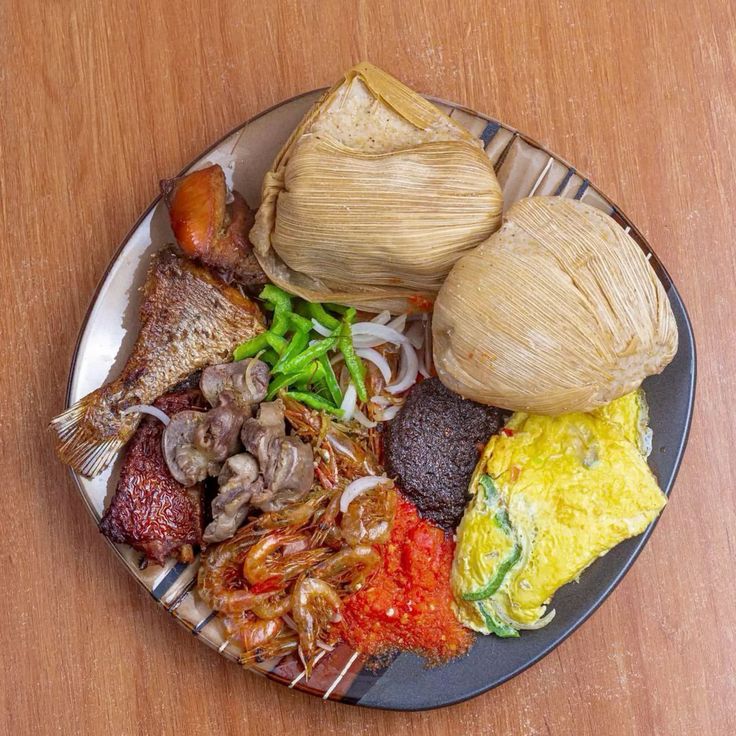 Waakye plate